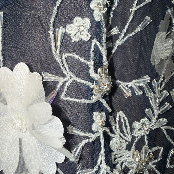 Marchesa Notte Navy with white 3D flowers dress. Size 10 - Picture 8 of 10